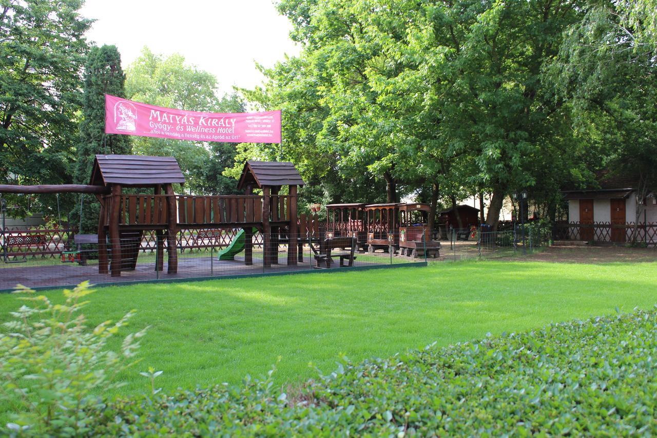 Mátyás Király Gyógy- és Wellness Hotel Hajdúszoboszló Exterior foto